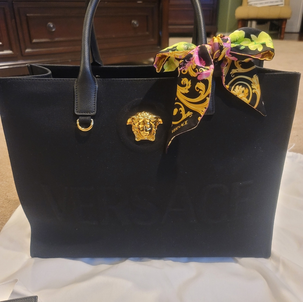 Versace La Medusa Canvas Large Tote Bundle